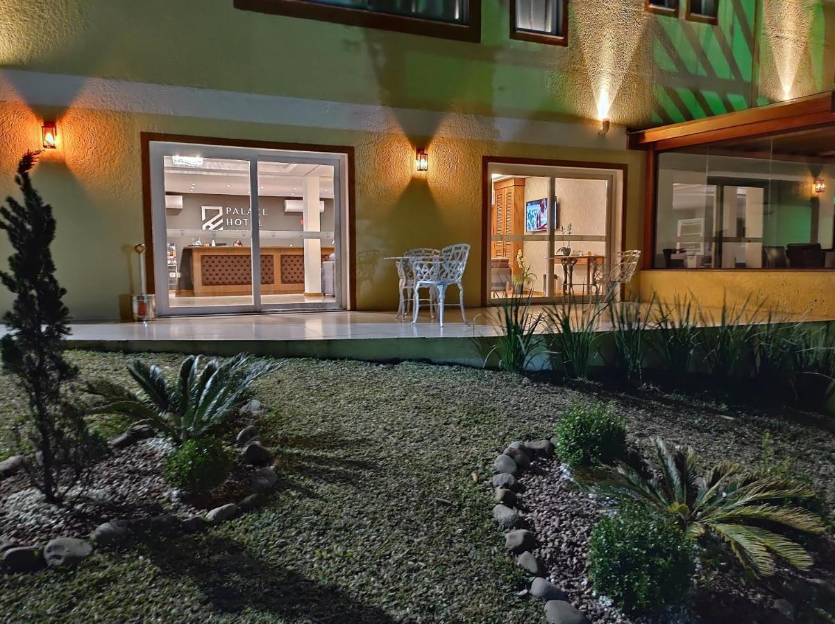 Canela Palace Hotel Buitenkant foto